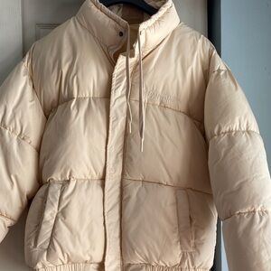 Forever 21 Pantone Puffer Jacket cream off white XL